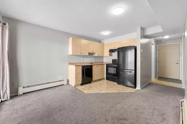 Calgary, AB T2A 7Y7,1717 60 ST SE #419