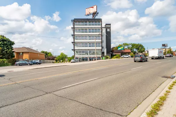 Toronto C13, ON M4A 1W9,1880 O'connor DR #Retail