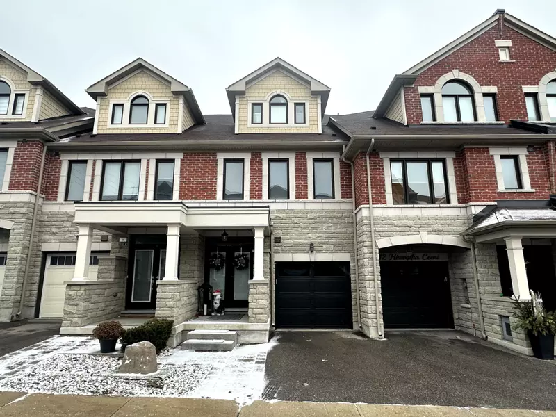 10 Hiawatha CT, Vaughan, ON L4L 0J2