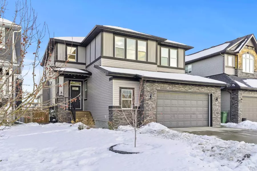 134 Rainbow Falls Blvd, Chestermere, AB T1X 0N6