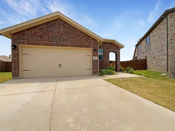 598 Val Verde Street, Aubrey, TX 76227