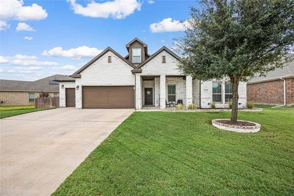 1717 Stillwater Drive,  Burleson,  TX 76028