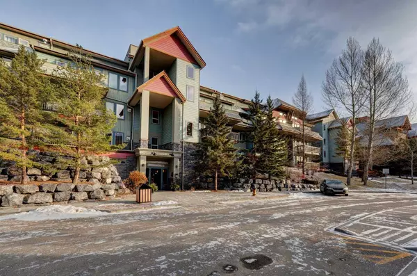 Canmore, AB T1W 3J2,109 Montane RD #314