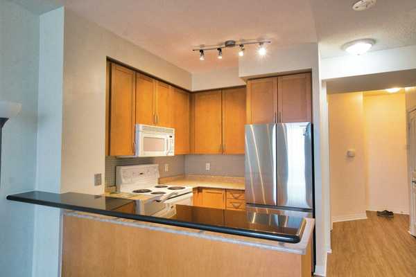 Mississauga, ON L5B 4N2,3939 Duke Of York BLVD #1605