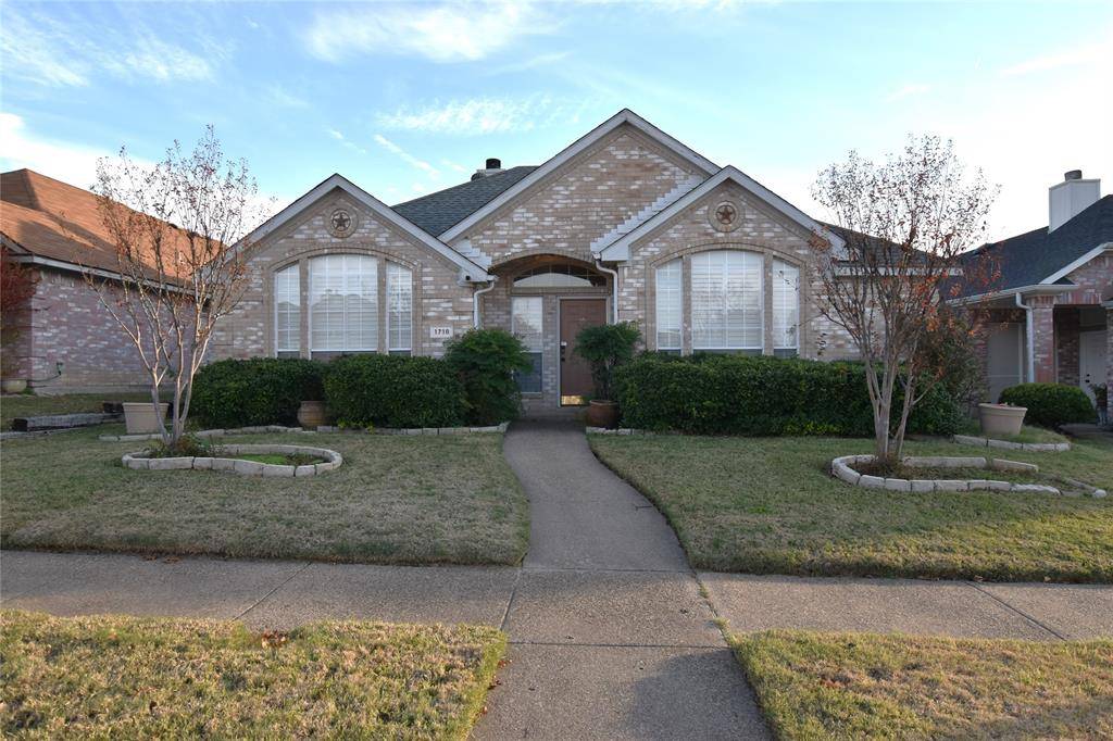 Rowlett, TX 75089,1718 Post Oak Drive