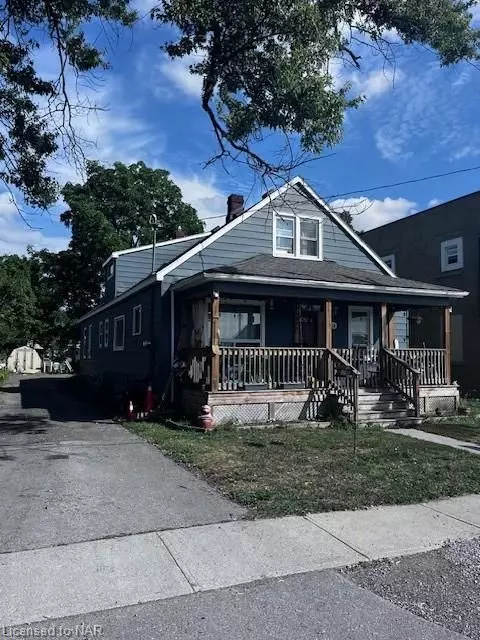 218 COURTWRIGHT ST, Fort Erie, ON L2A 2R8