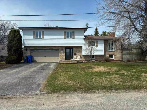 Timiskaming, ON P0J 1P0,210 Haynes CRES