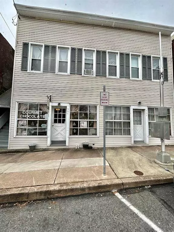 Portland Borough, PA 18351,507 509 Delaware Avenue