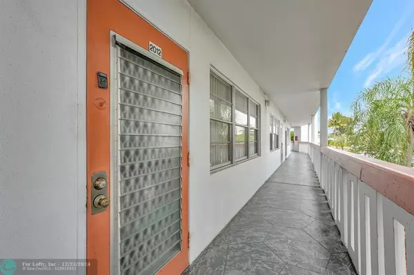 Deerfield Beach, FL 33442,2012 Westbury F  #2012