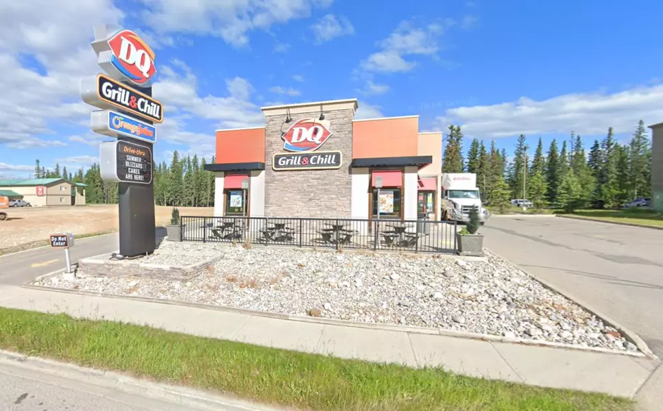 804 Carmichael LN, Hinton, AB T7V 1T1