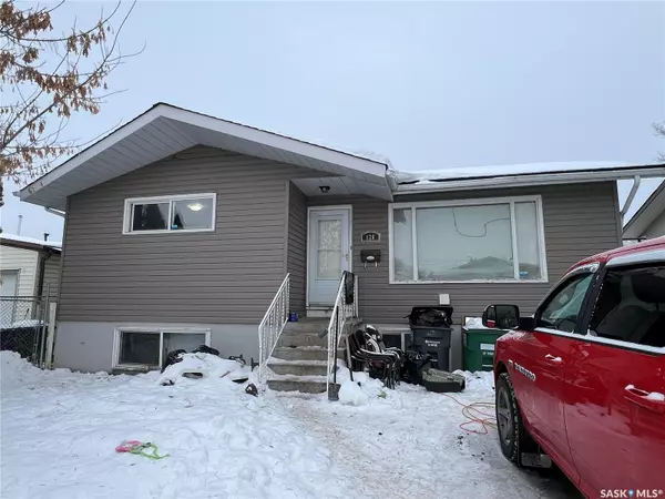 126 Y AVENUE S, Saskatoon, SK S7M 3J3