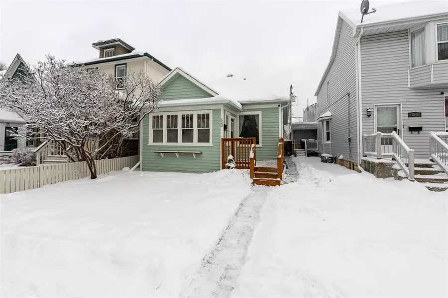 523 Newman ST, Winnipeg, MB R3G 2V6