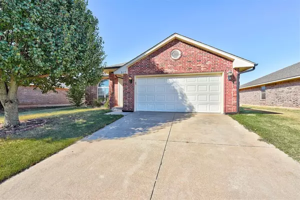 917 Greenfield Avenue, Yukon, OK 73099