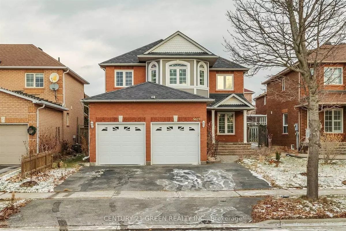 Mississauga, ON L5V 2H1,5623 Whitehorn AVE