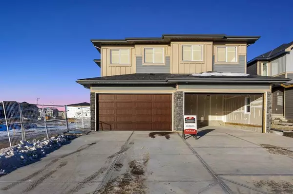 Chestermere, AB T1X 3A2,181 Waterford WAY