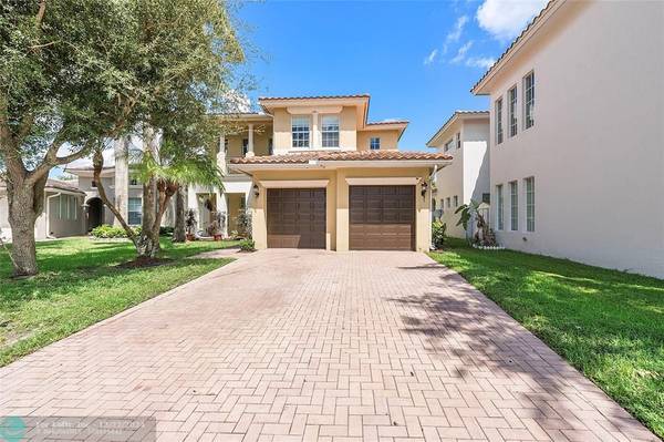 10866 NW 80th circle, Parkland, FL 33076