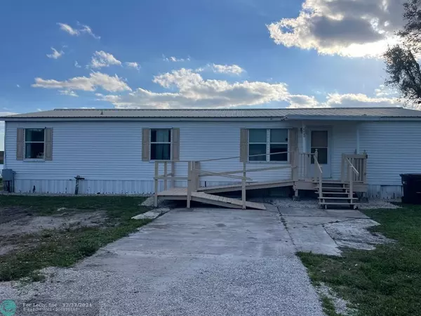 6640 US Highway 441, Okeechobee, FL 34974