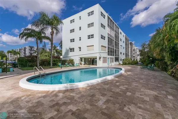 600 NE 14th Ave  #517, Hallandale Beach, FL 33009