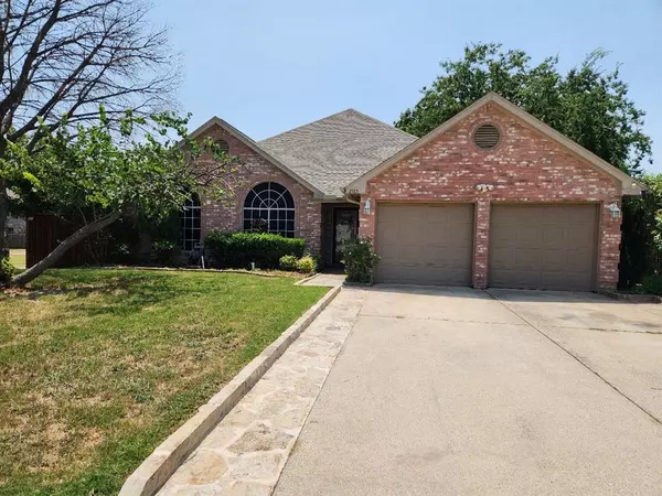 2165 Crockett Drive,  Corinth,  TX 76210