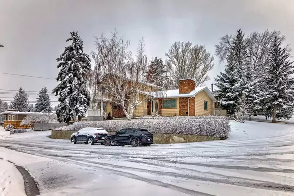 Calgary, AB T2K 4N9,935 Hunterston HL NW