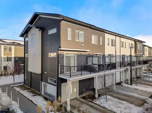 Calgary, AB T2X 4C2,16 Walgrove Common Southeast