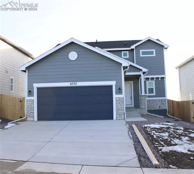 6737 Pearsoll ST, Colorado Springs, CO 80925