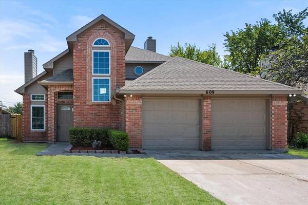 609 Laurel Street, Cedar Hill, TX 75104