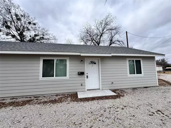 1211 Ave A, Brownwood, TX 76801