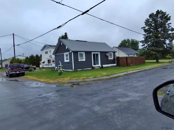 Timiskaming, ON P0J 1E0,74 Ninth ST