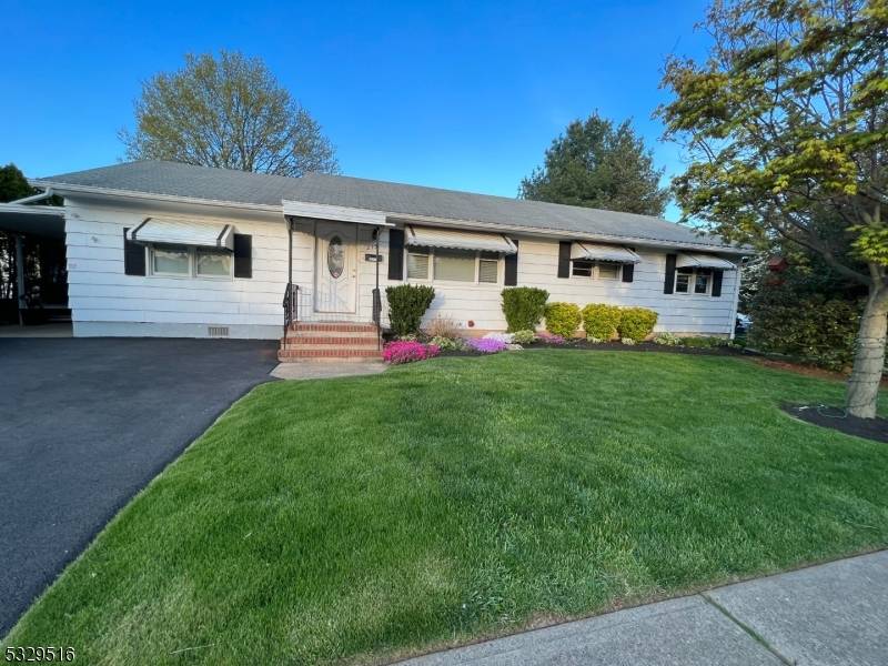 215 S 18th Ave #b, Manville Boro, NJ 08835