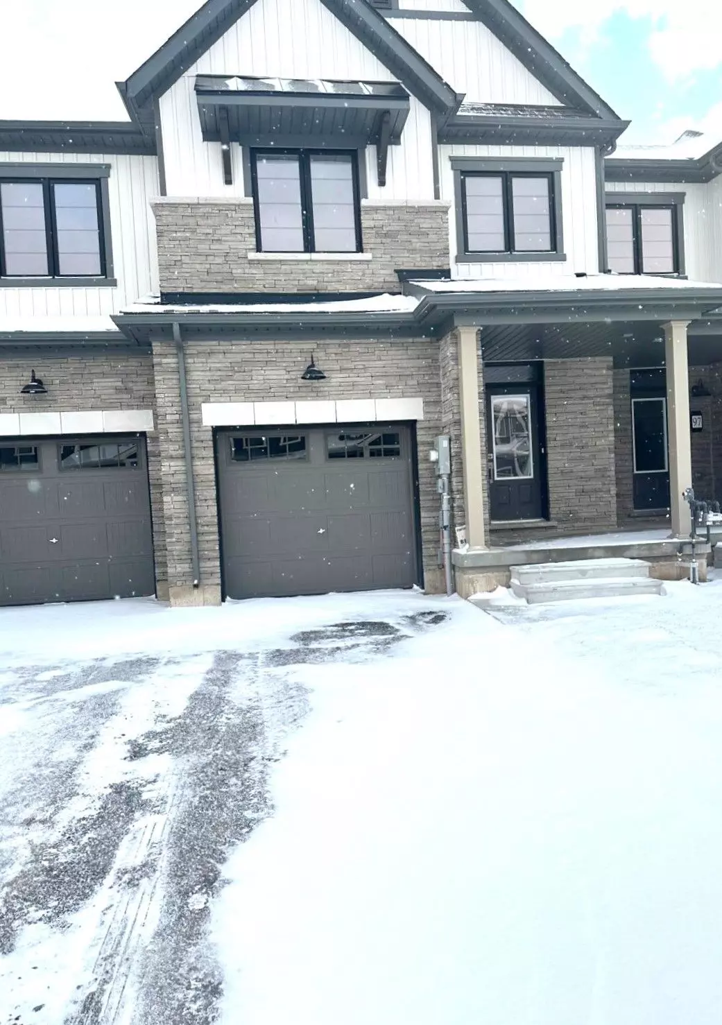 Welland, ON L3B 0L6,93 Masters ST