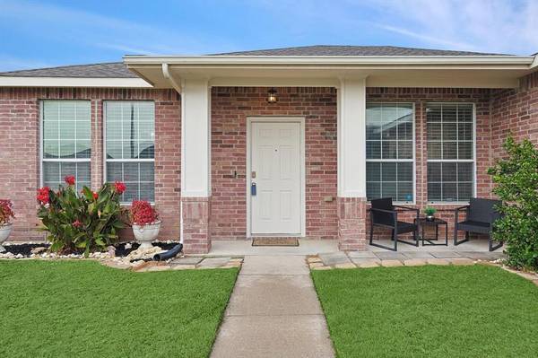 Saginaw, TX 76131,728 Sparrow Drive