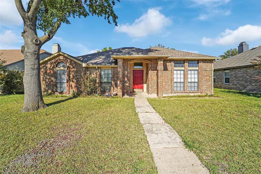 9421 Willard Drive, Rowlett, TX 75088