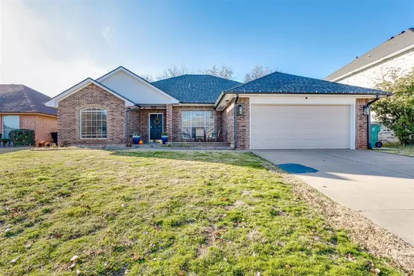 Edmond, OK 73012,17617 N Cranbrook Road