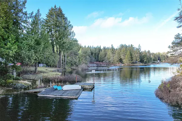 Shawnigan Lake, BC V0R 2W3,2055 Sweet Gale Pl