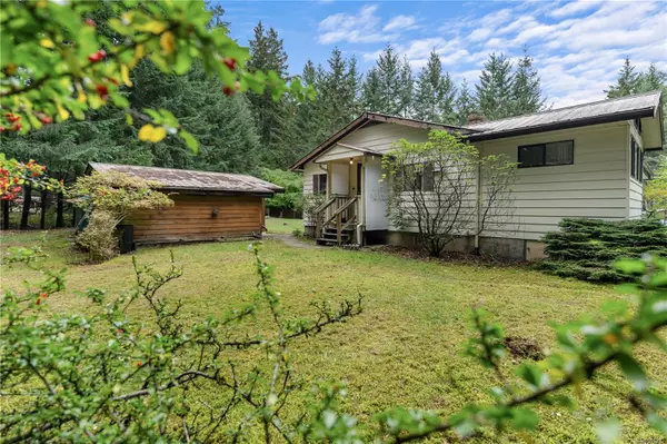 Gabriola Island, BC V0R 1X1,1405 Wild Rose Dr