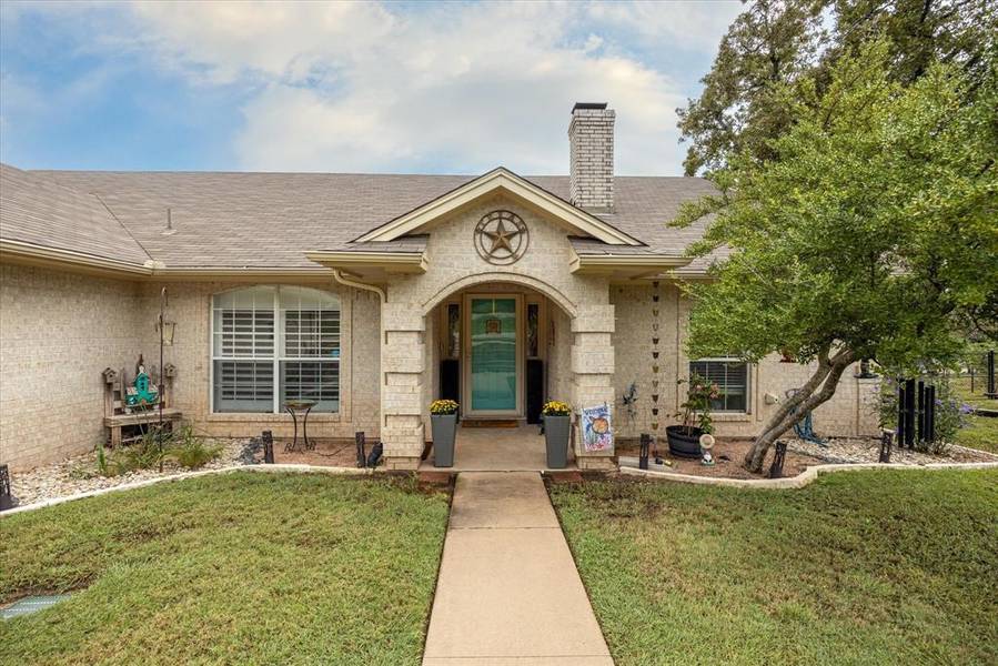 2700 Solar Court, Granbury, TX 76049