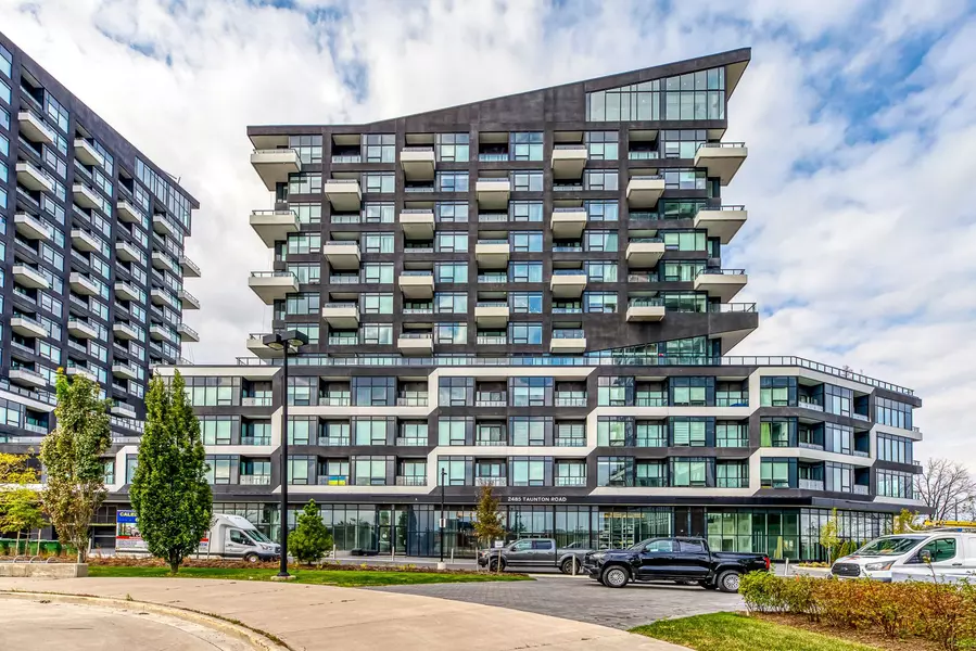 2485 taunton RD #341, Oakville, ON L6H 3R8