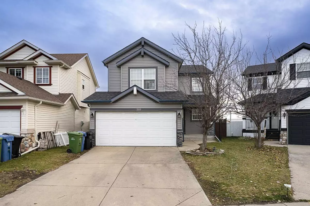 Calgary, AB T2Y 4E8,200 Somerglen Common Southwest