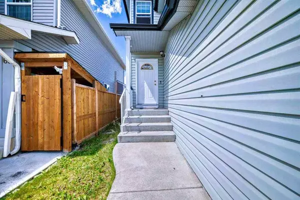 Calgary, AB T3J4M3,69 Saddlehorn CRES Northeast