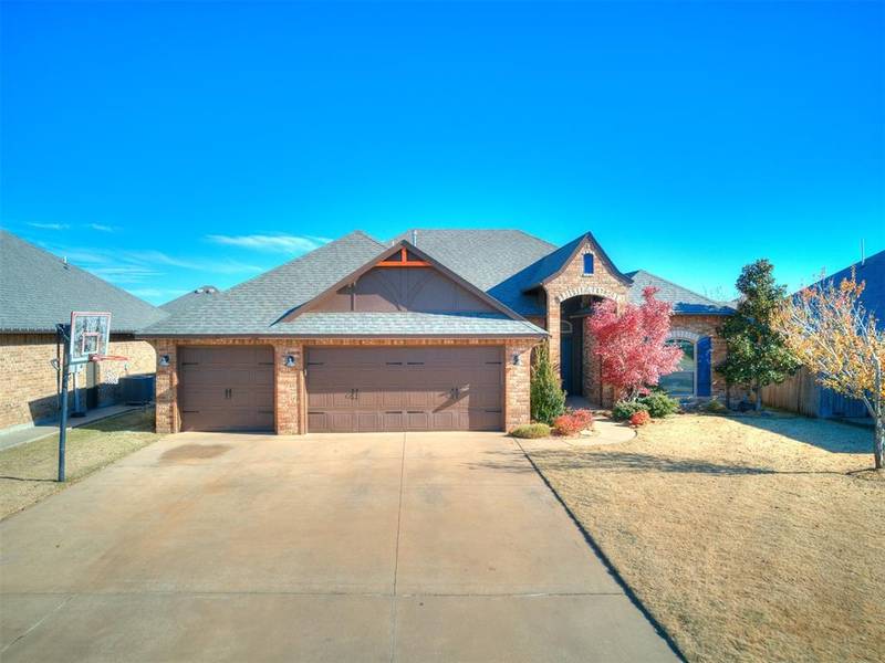 17200 Avila Lane, Oklahoma City, OK 73170