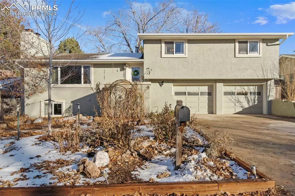 Colorado Springs, CO 80909,2109 Condor ST