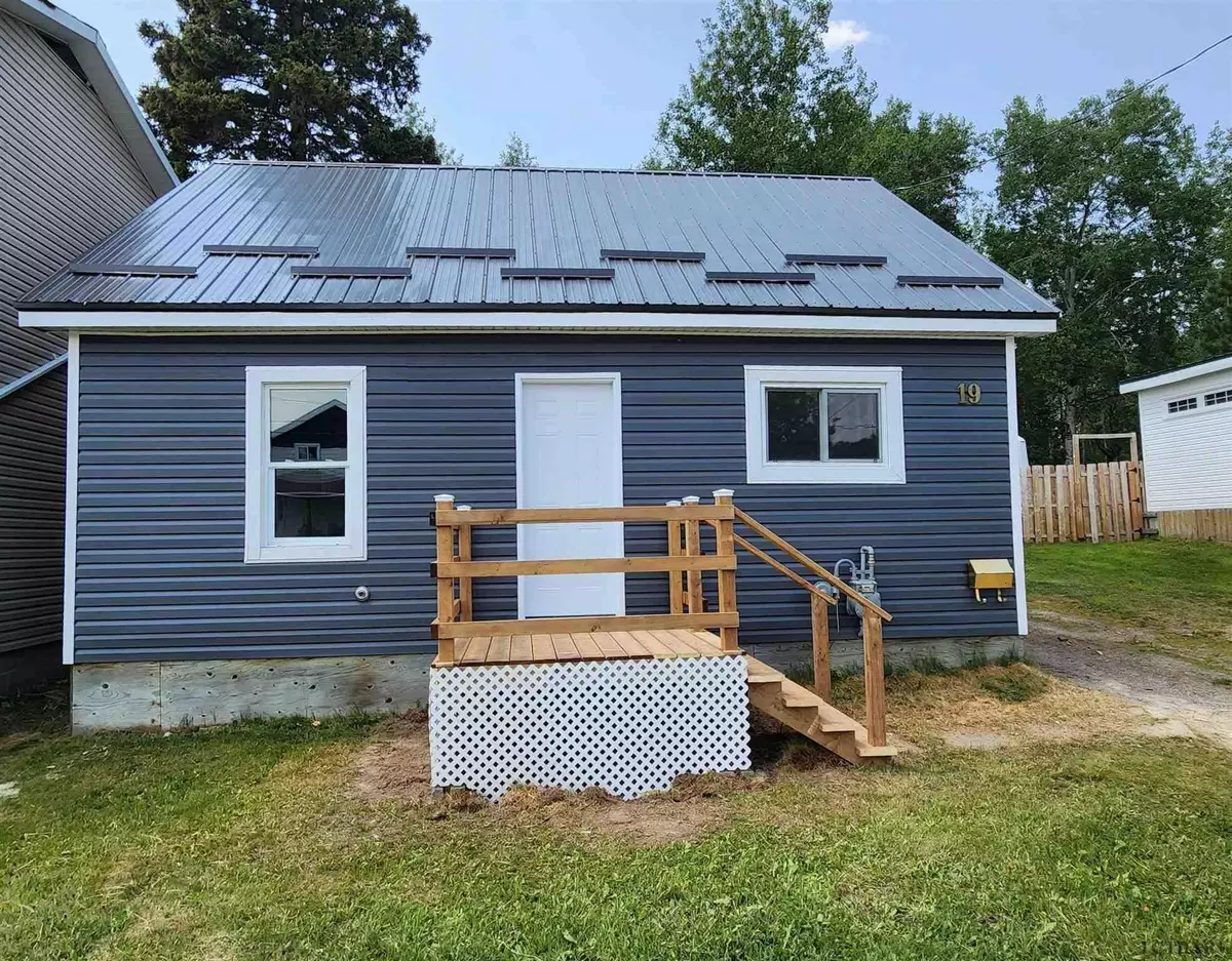 Kirkland Lake, ON P2N 1K9,19 Green AVE