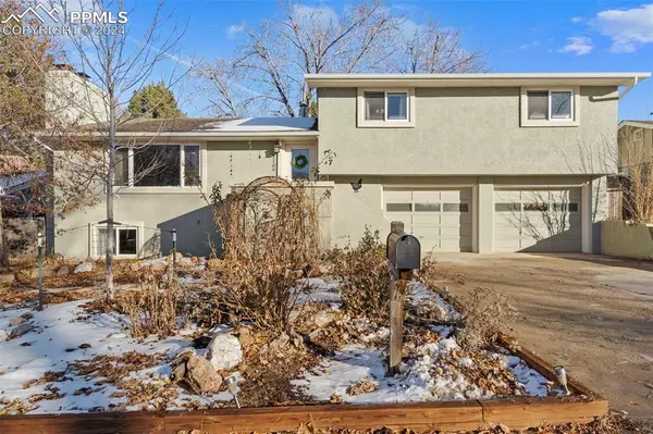 2109 Condor ST, Colorado Springs, CO 80909