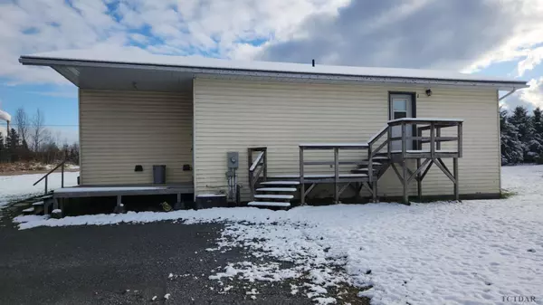 Timiskaming, ON P0J 1B0,1 Christopher ST