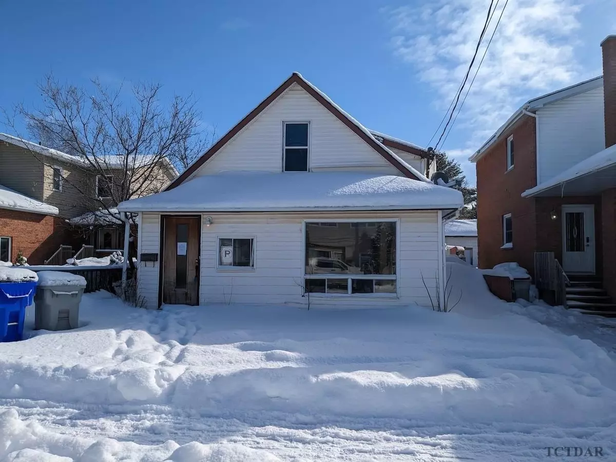 Timmins, ON P4N 2L2,340 Pine ST S