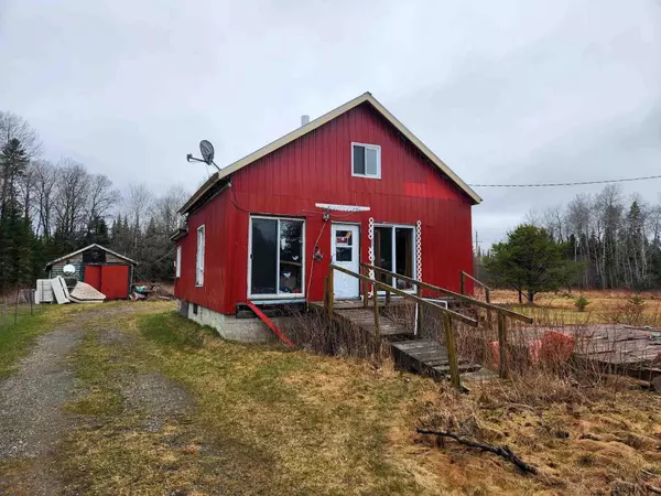 Timiskaming, ON P0J 1H0,454472 First ST