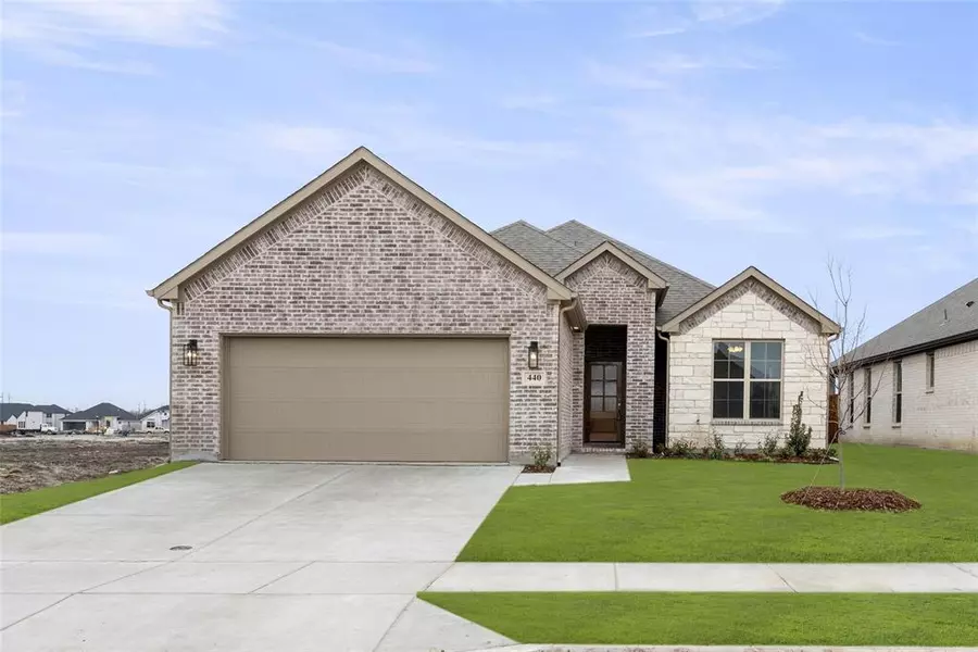 440 Silver Springs, Lavon, TX 75166