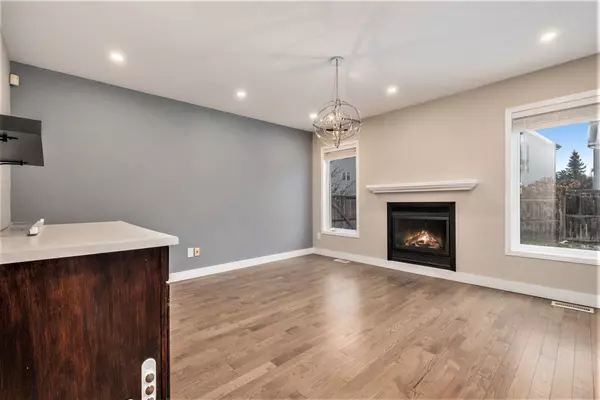 Barrhaven, ON K2G 6X3,57 Collington ST