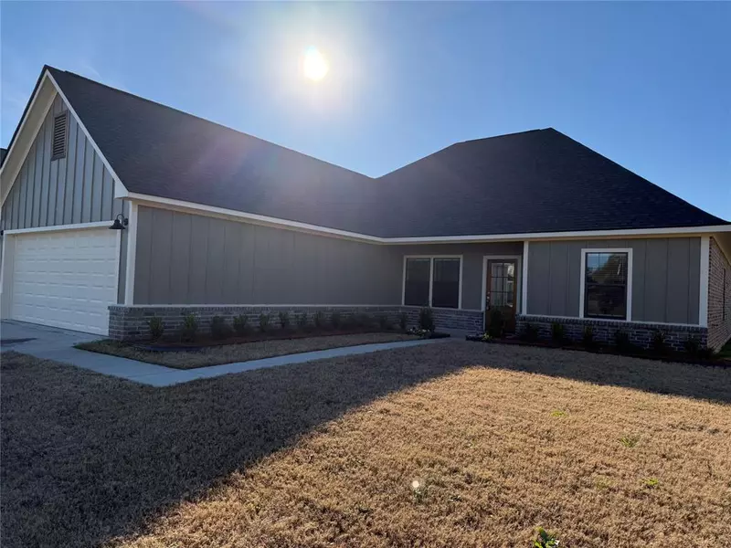 34 Legacy Court, Haughton, LA 71037